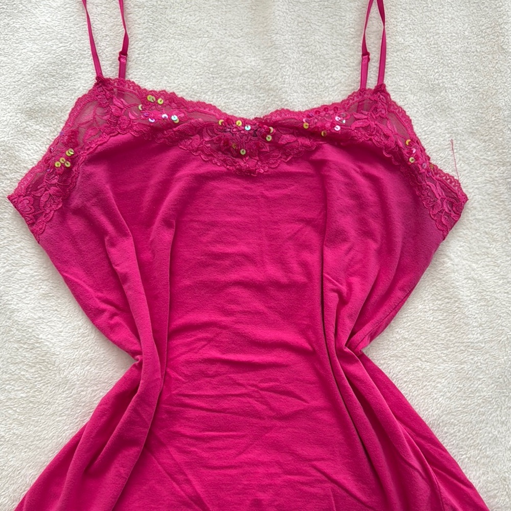 pink lace trim tank top
